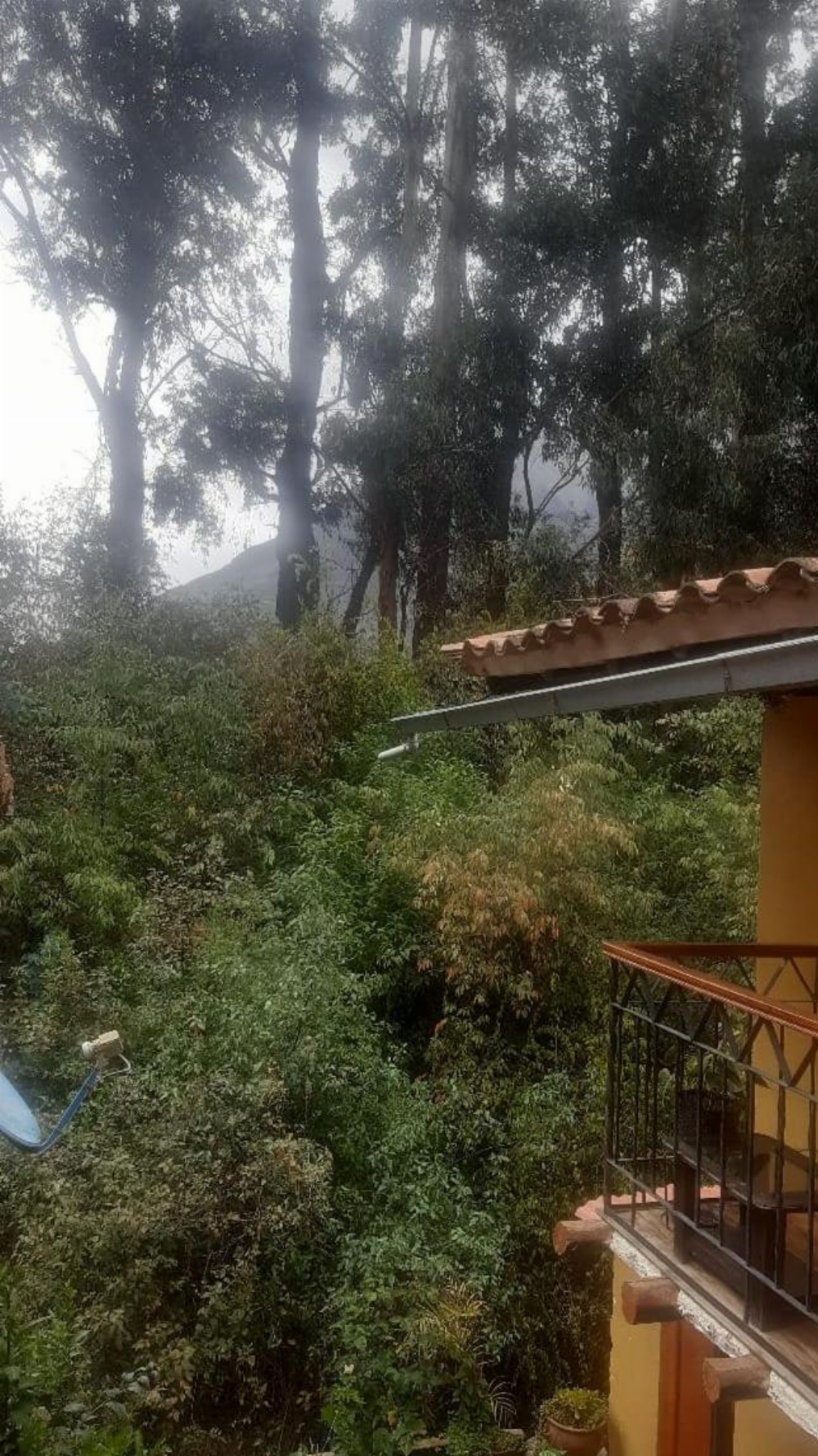 Wayras Hostal Image 24